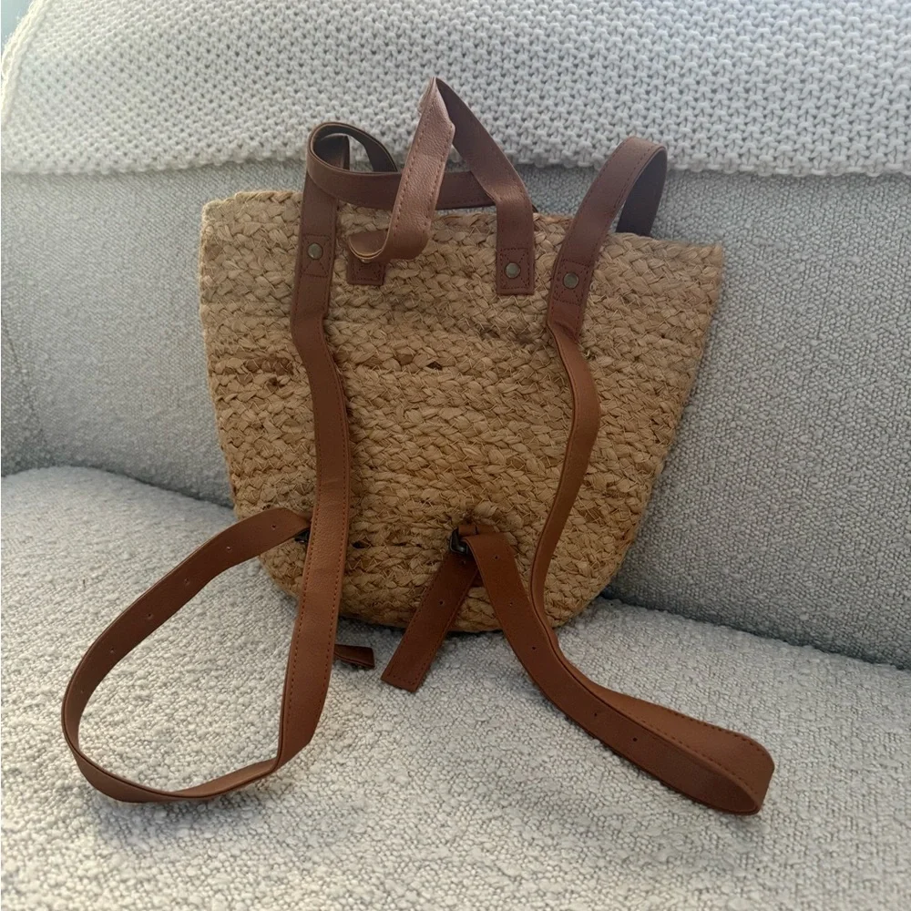 XIX Palms insulated Tan Straw Tote Bag